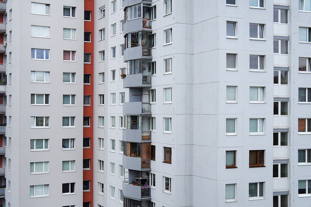 bytový dům na sídlišti